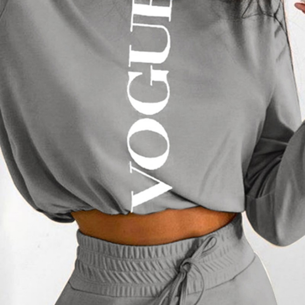Vogue Skirt Set - Picture 2 of 3